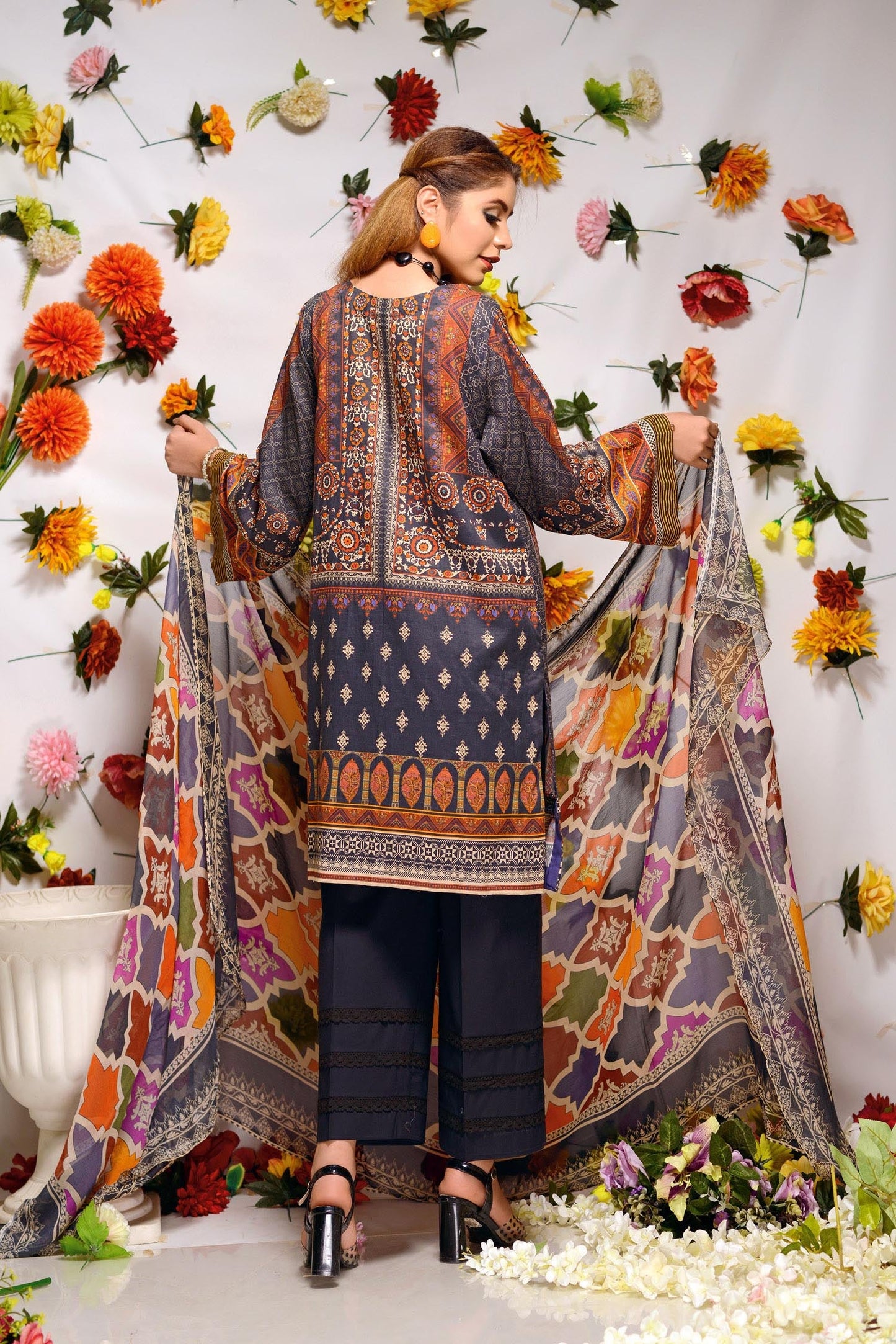 Haizea - Digital Printed and Embroidered Lawn 3PC