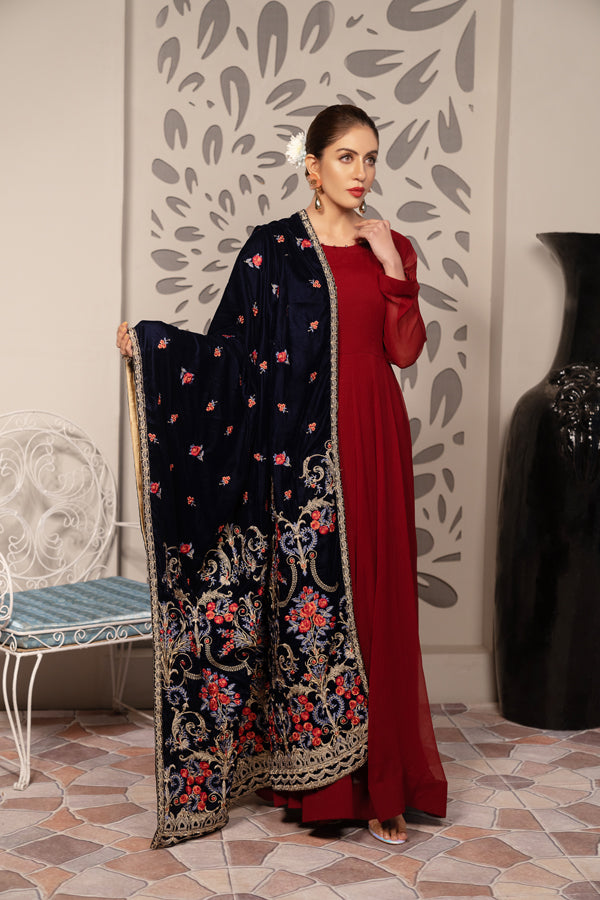 Carex - Embroidered Velvet Shawl