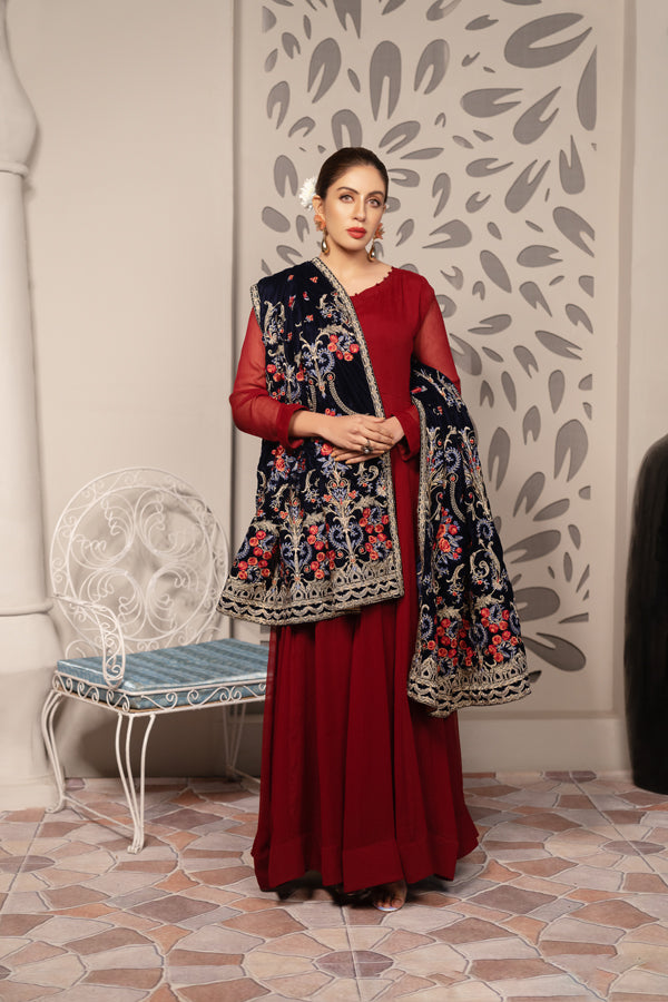 Carex - Embroidered Velvet Shawl