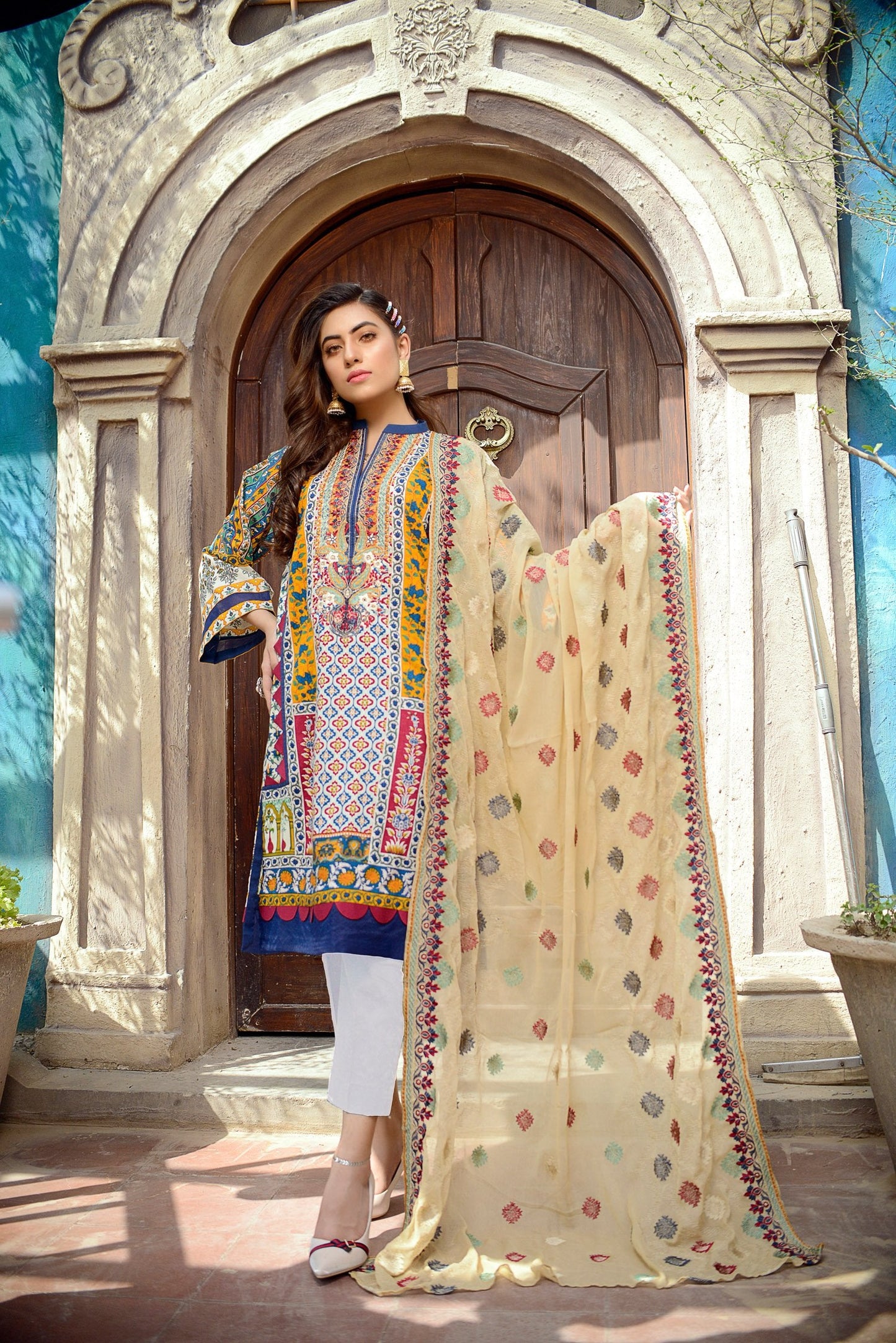 canary - Printed and Embroidered Lawn 3PC