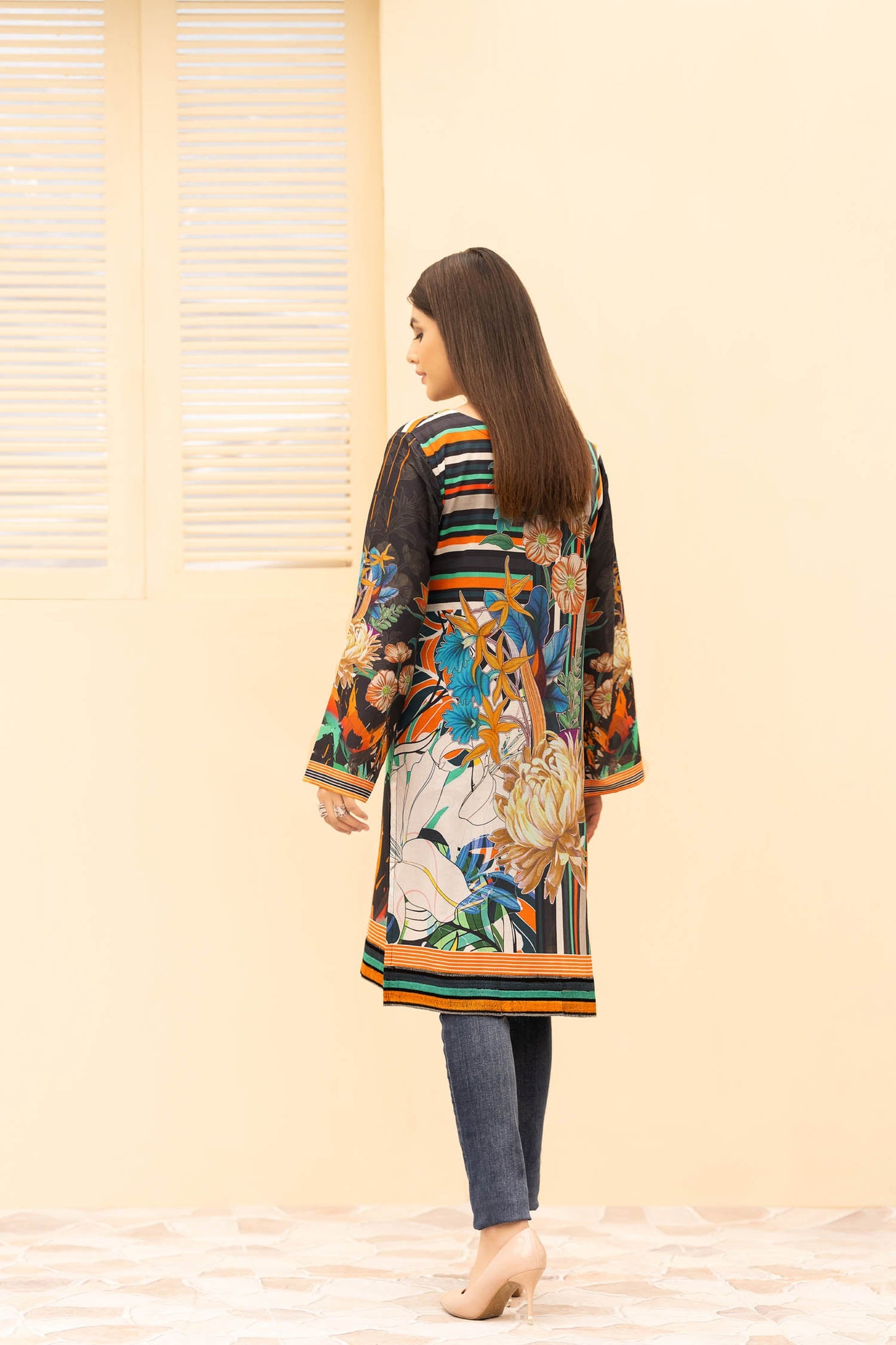 Cilka - Digital Printed Stitched Lawn Kurti