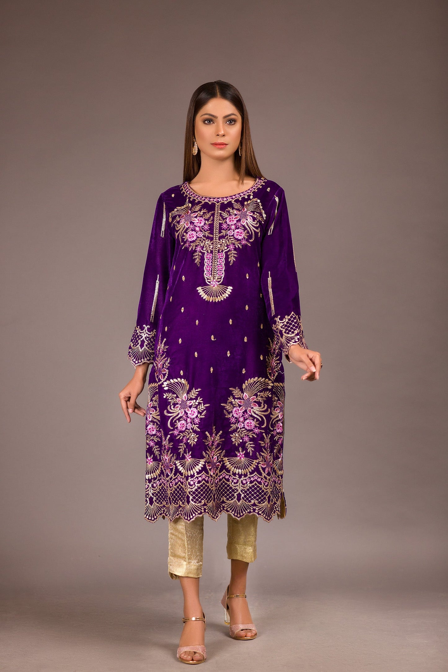 Dolt - Embroidered Velvet Unstitch Kurti