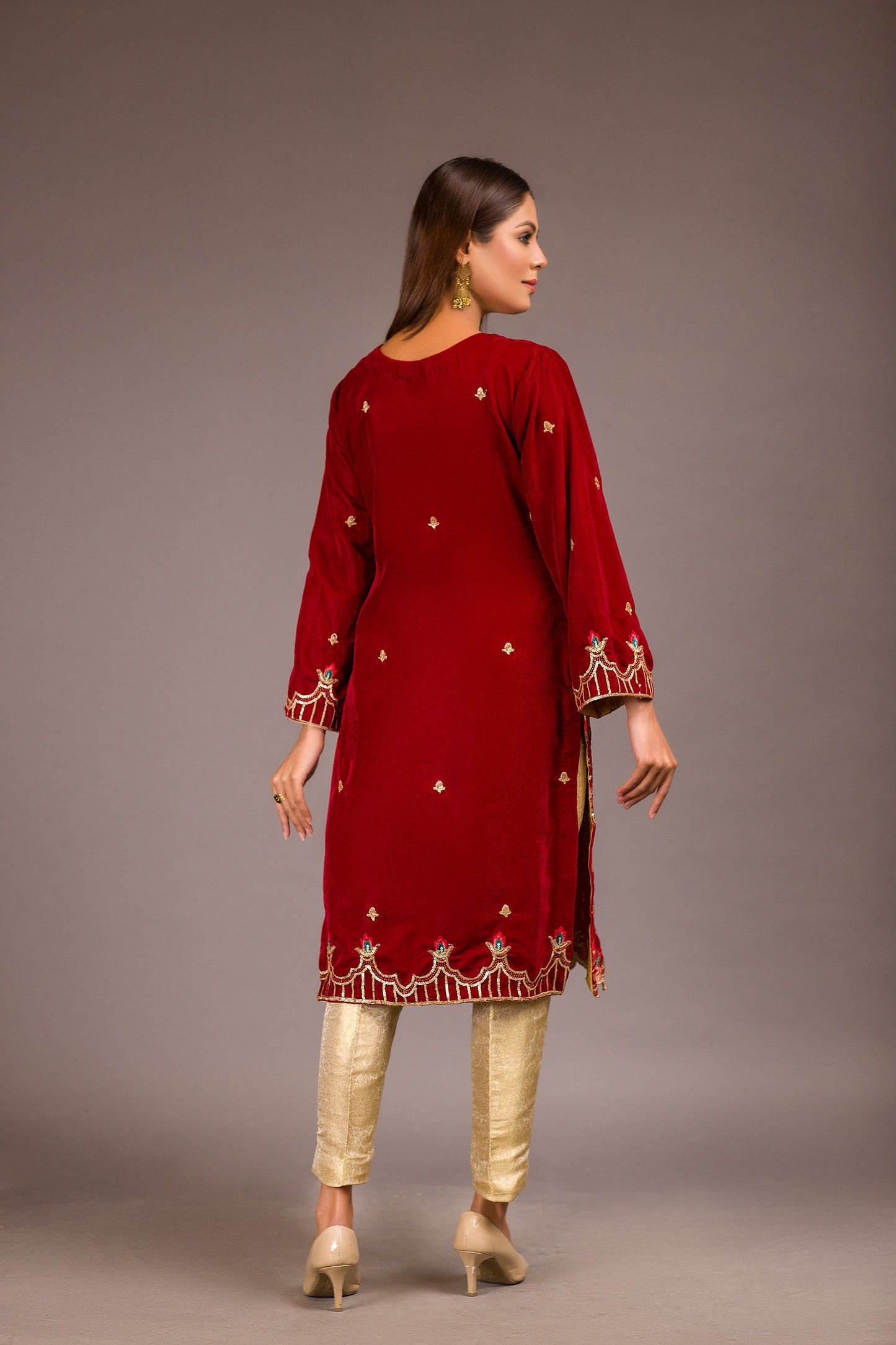 Bledon - Embroidered Velvet Unstitch Kurti