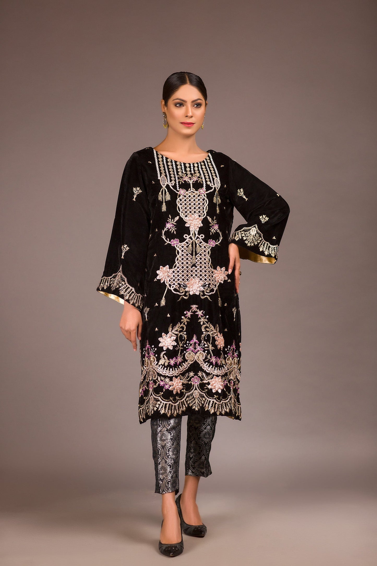 Kumite - Embroidered Velvet Unstitch Kurti