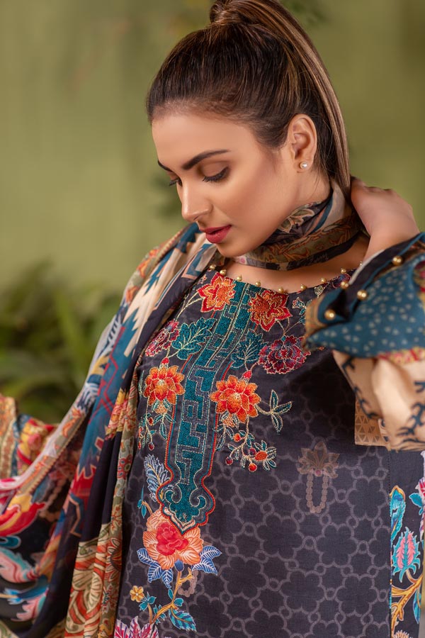 BURLY WOOD – DIGITAL EMBROIDERED LAWN(UNSTITCH)