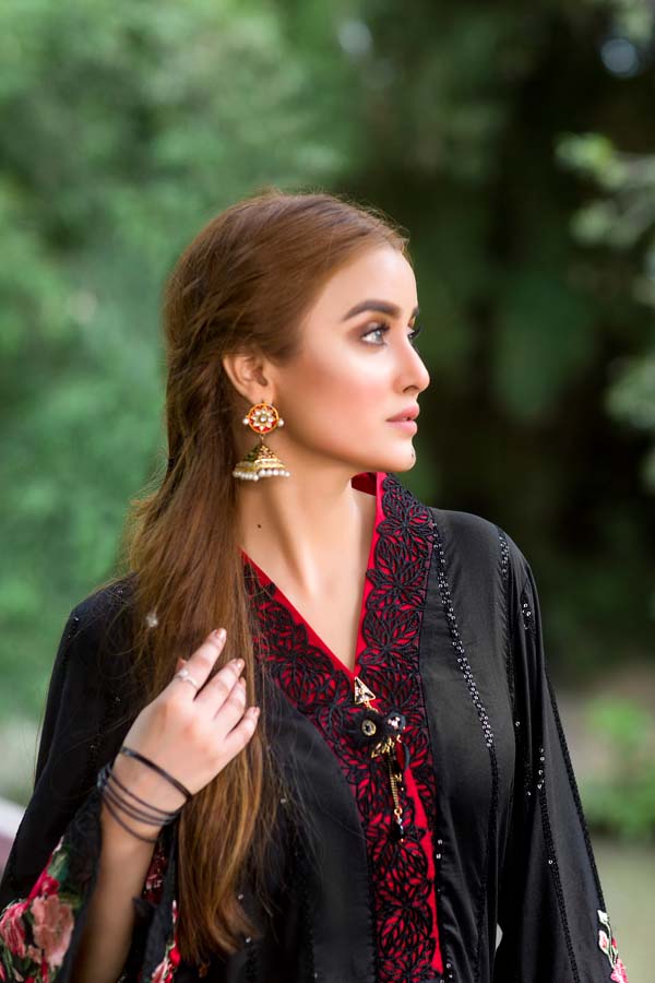 Crackle - Embroidered Lawn 2PC Unstitched