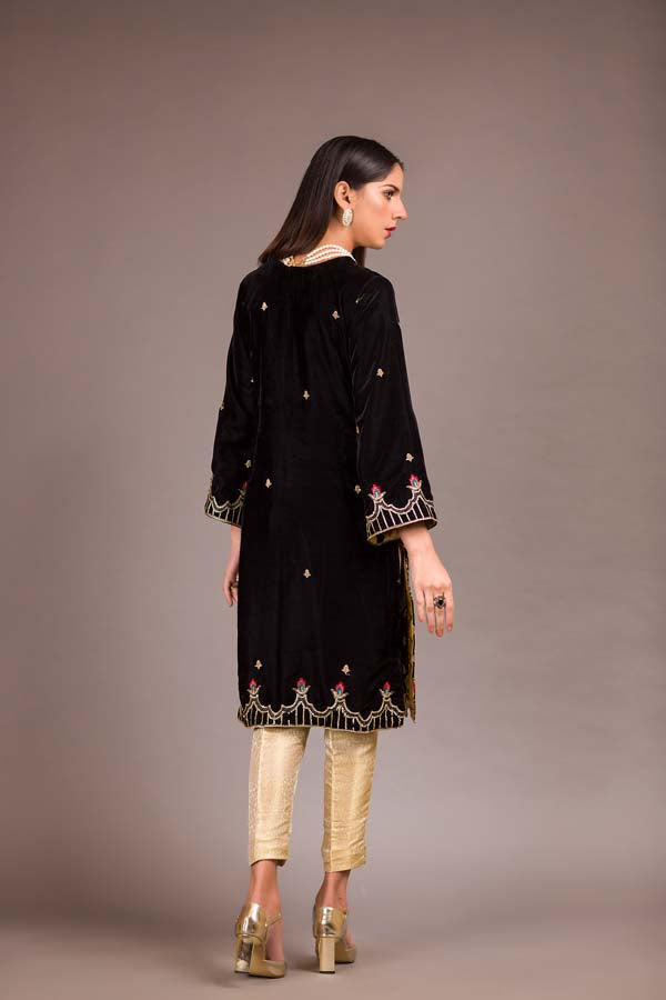 El Paso - Embroidered Velvet Unstitch Kurti