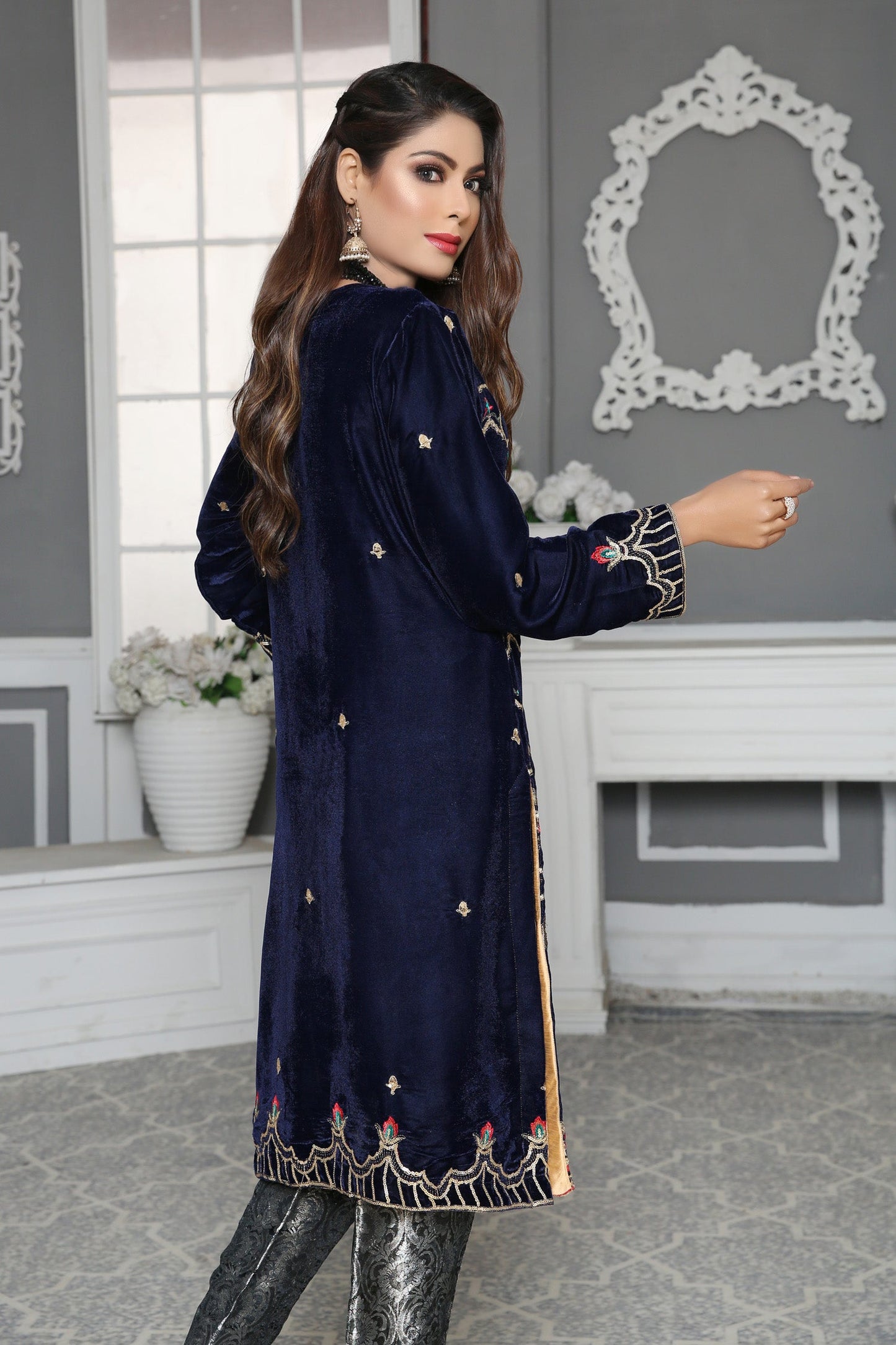 Clematis- Embroidered Velvet Unstitch Kurti