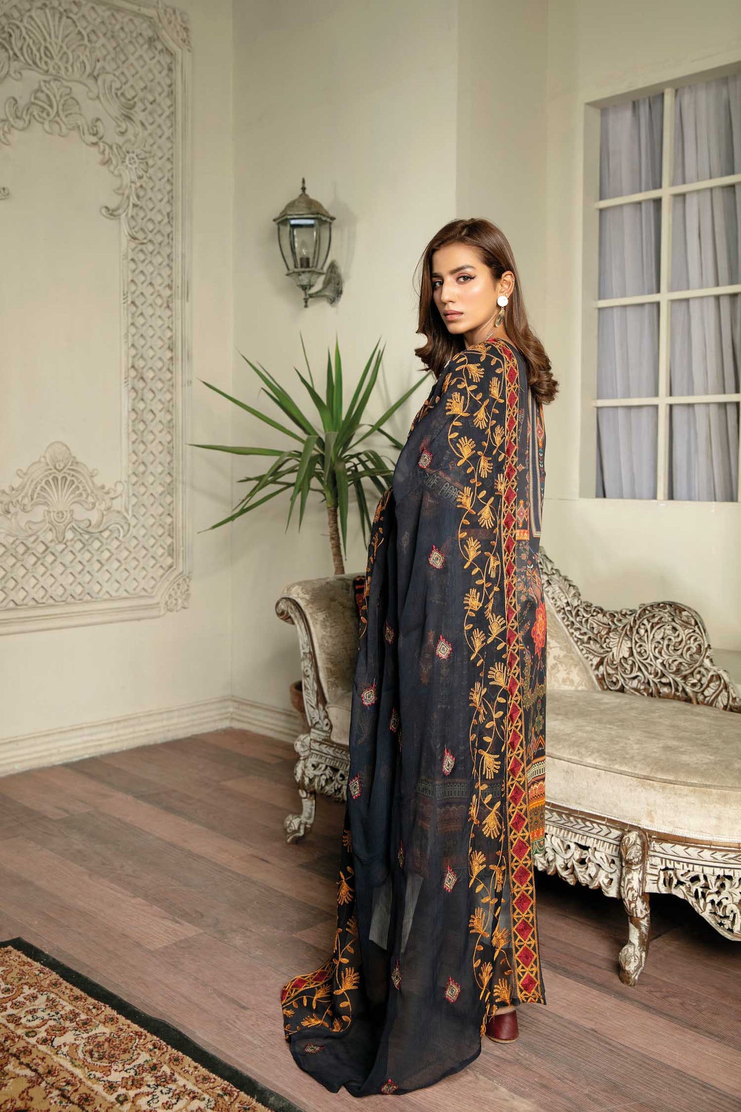 Retrin - Digital Printed & Embroidered Lawn 3 piece
