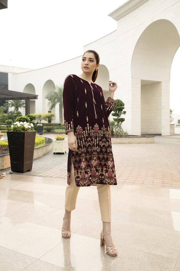 Esmanur - Embroidered Velvet Un-Stitched (2 Piece)