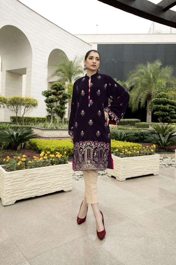 Cemre - Embroidered Velvet Un-Stitched (2 Piece)