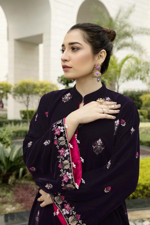 Cemre - Embroidered Velvet Un-Stitched (2 Piece)