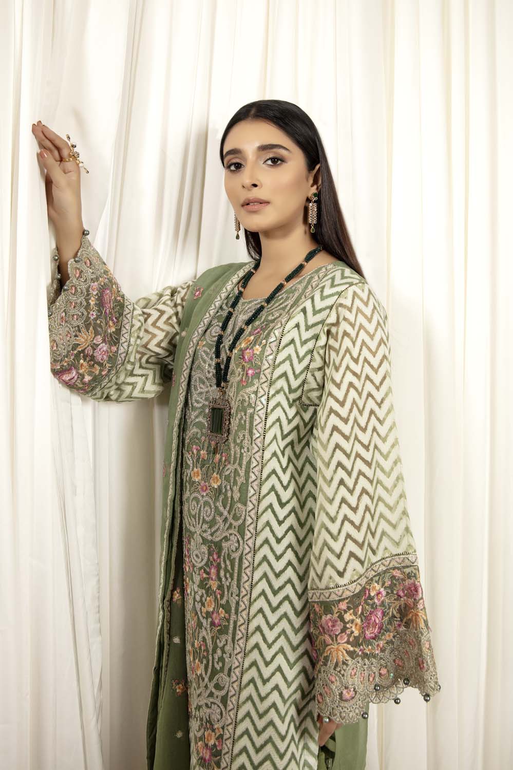 Oyster - Stitched Embroidered Organza 3PC