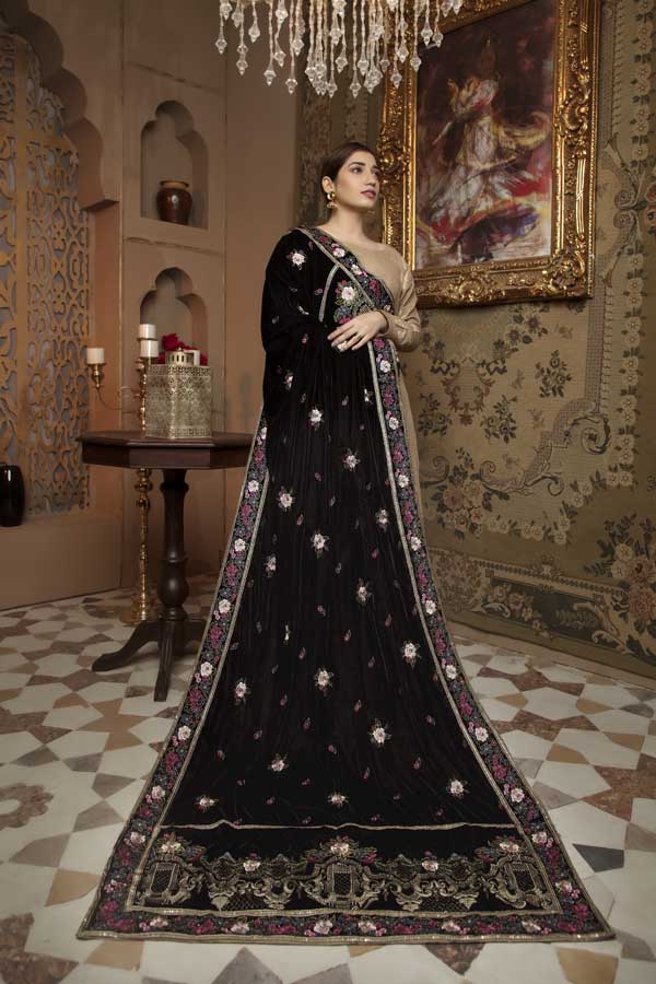 Dazy Black - Embroidered Velvet Shawl