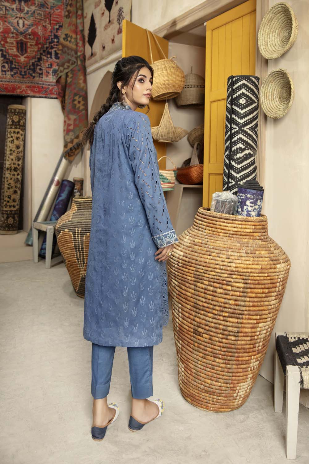 Moxie - Schiffli Embroidered Lawn Stitch Kurti