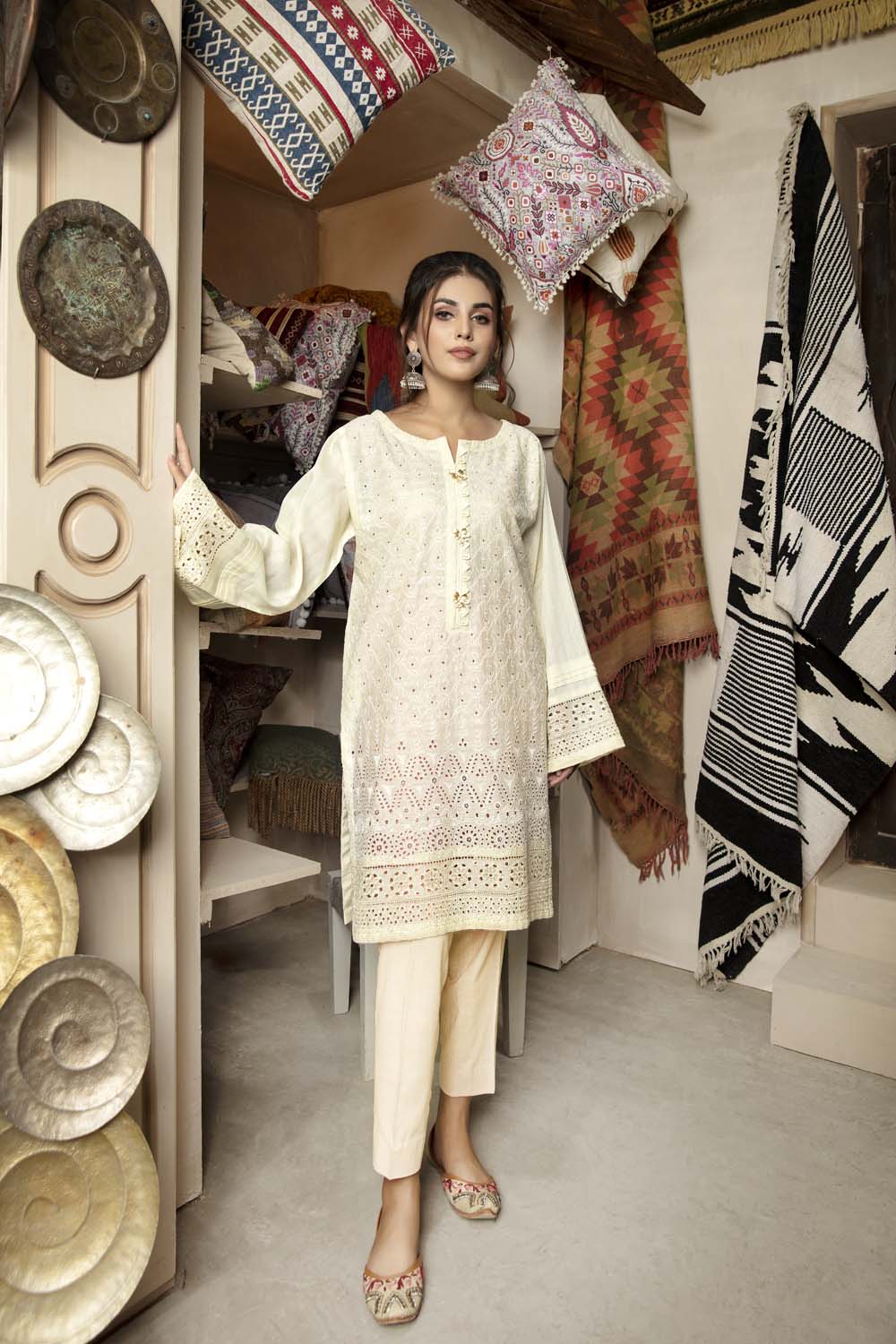 Pale Smoke - Embroidered Chikankari Stitched Kurti