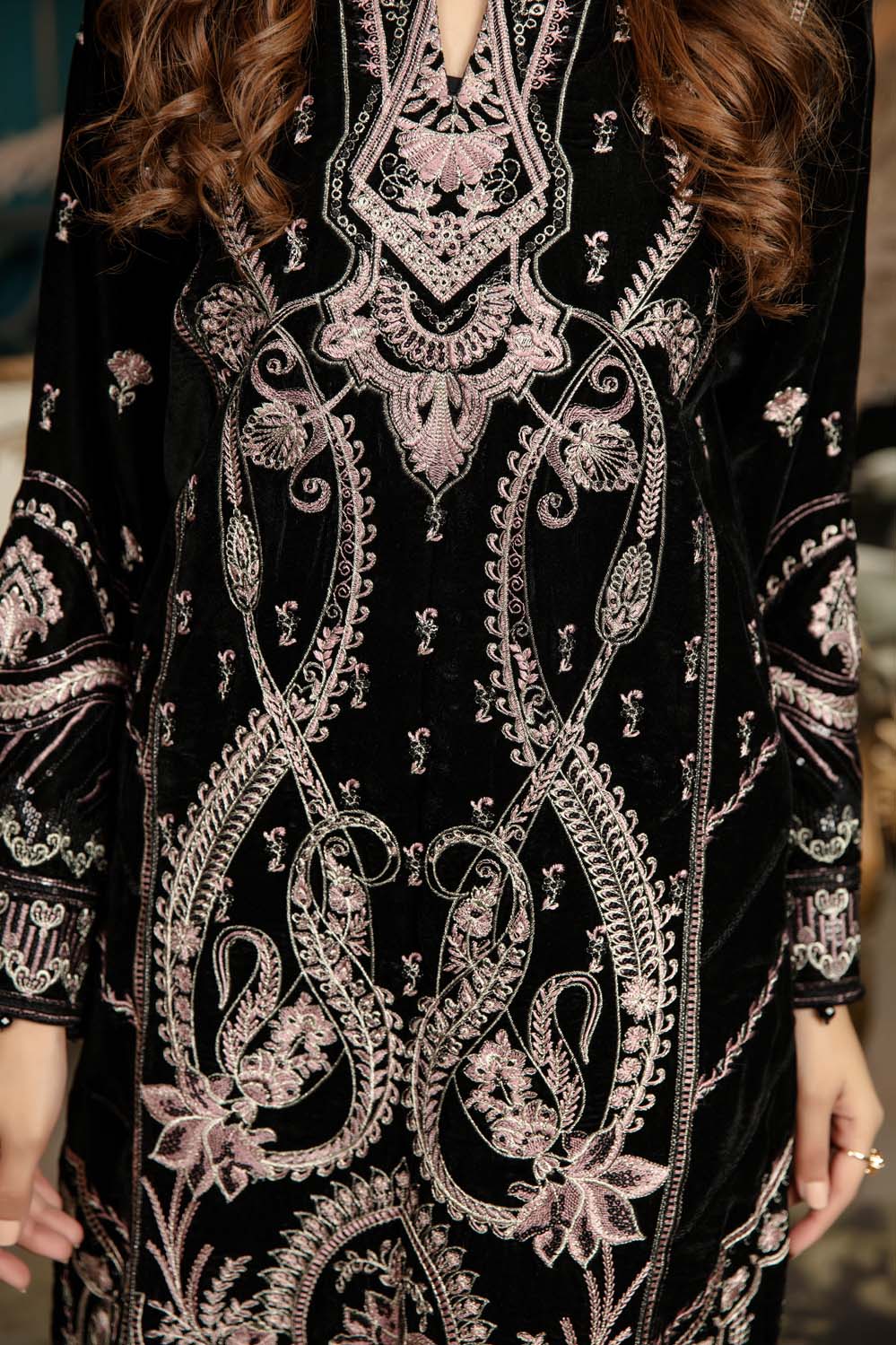 Harvid - Stitched Embroidered Velvet 2PC