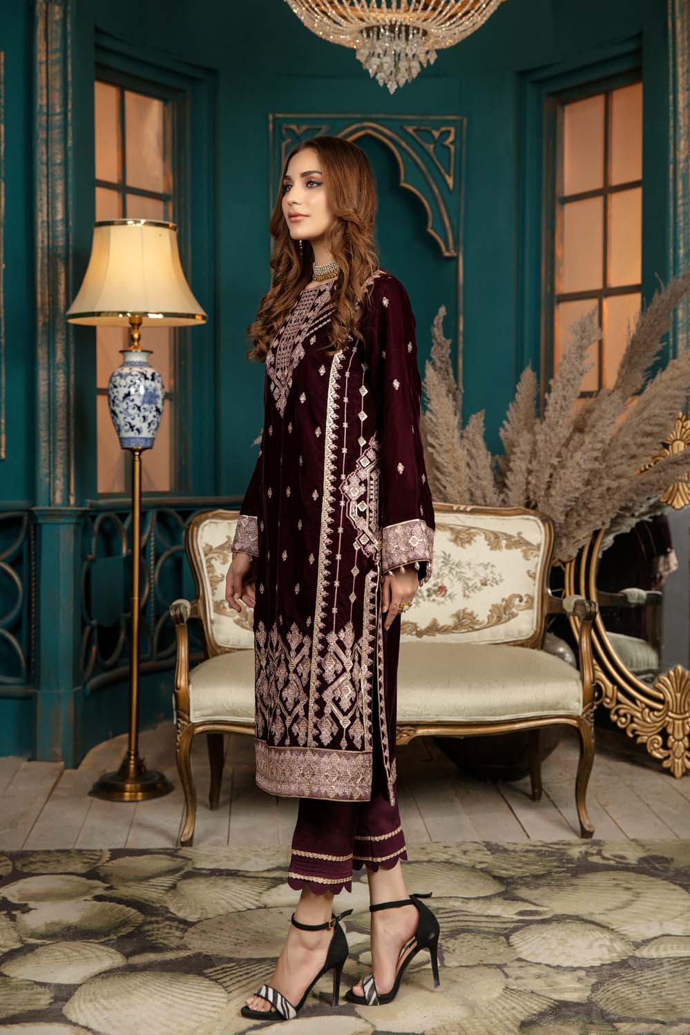 Anemone - Stitched Embroidered Velvet 2PC