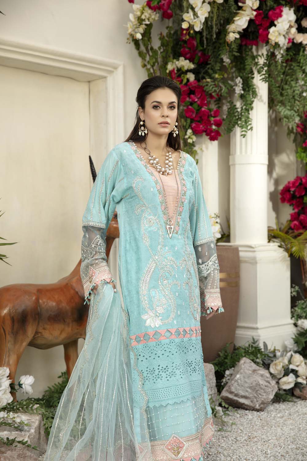 Drazzle - Schiffli Embroidered Lawn (3PC)