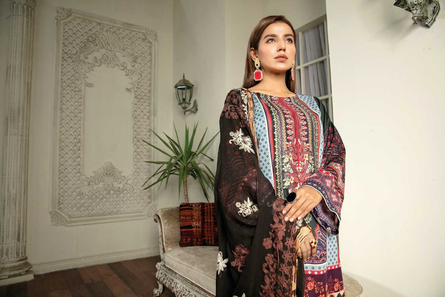 Eye Graze - Digital Printed & Embroidered Lawn 3 piece