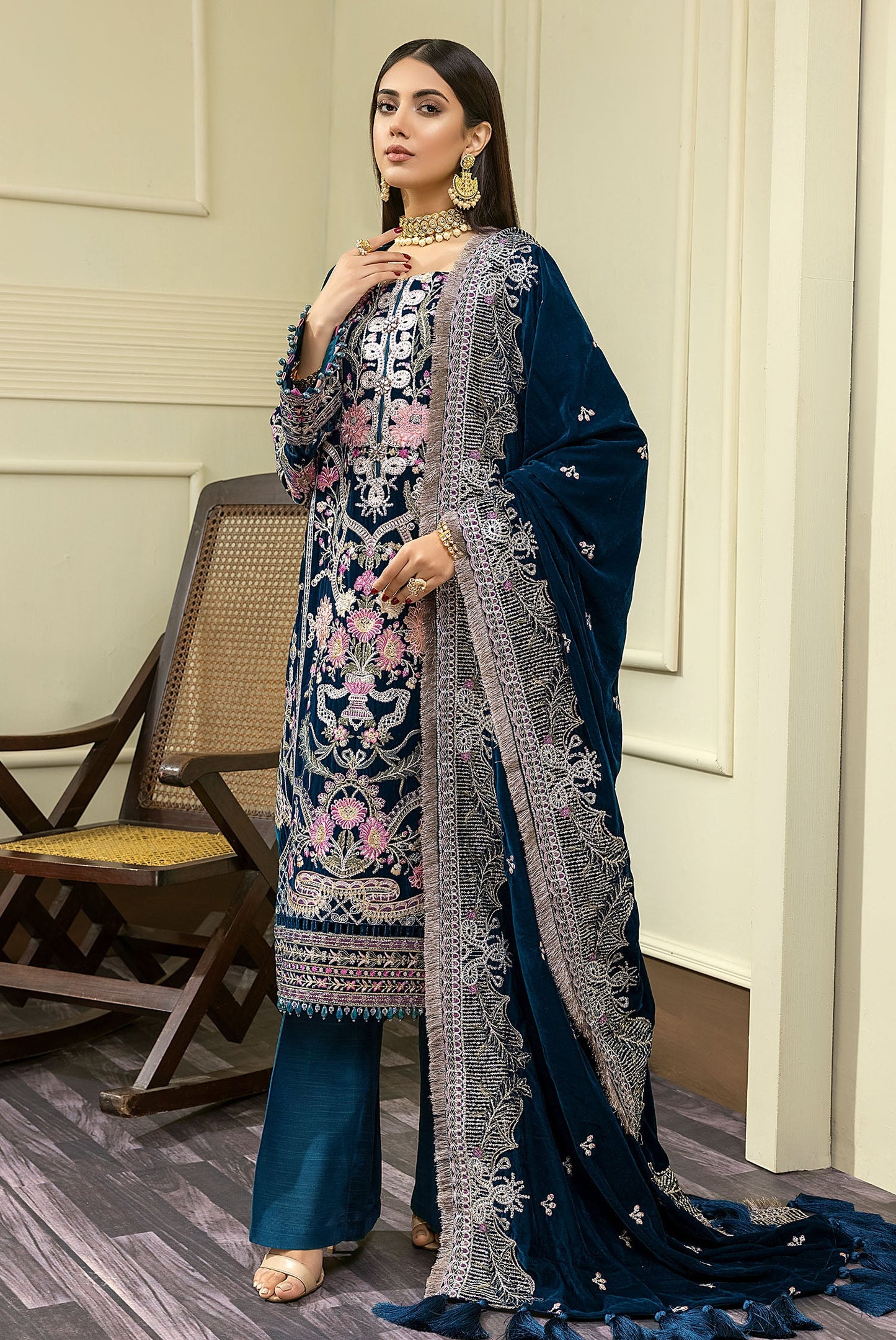 Flory Drop - Embroidered Velvet 3PC