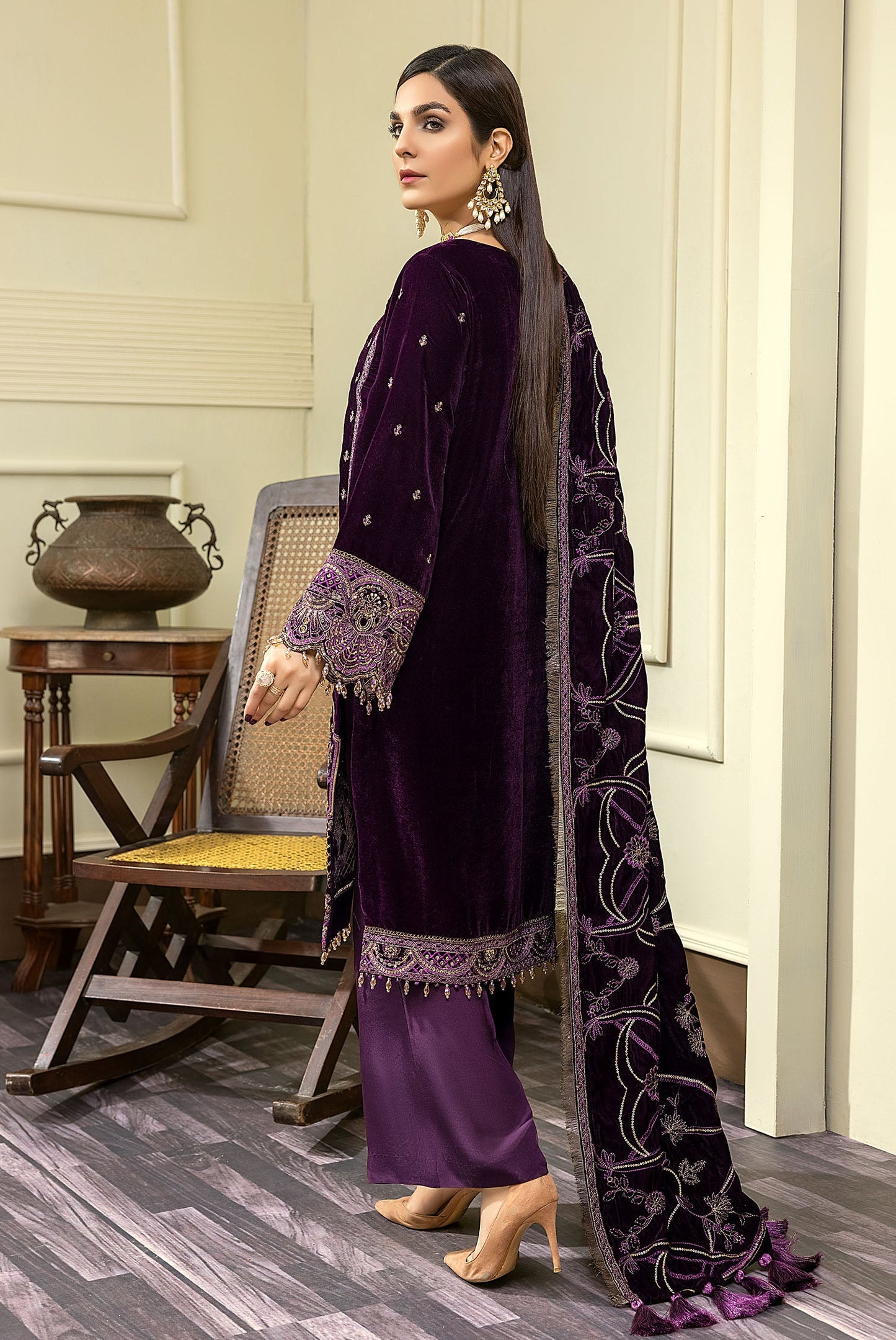 Anemone - Embroidered Velvet 3PC