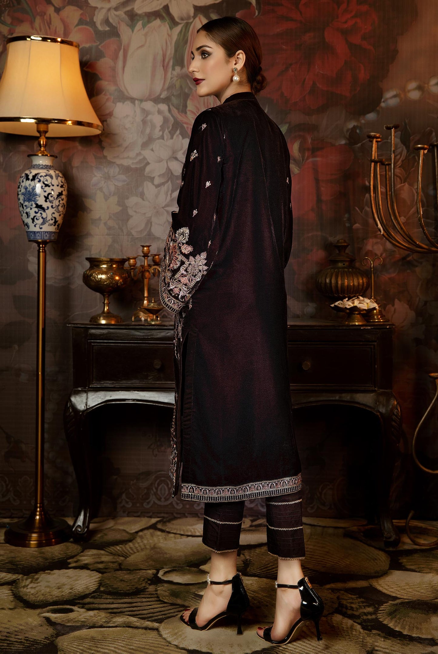 Driss - Embroidered Velvet 2PC Stitched