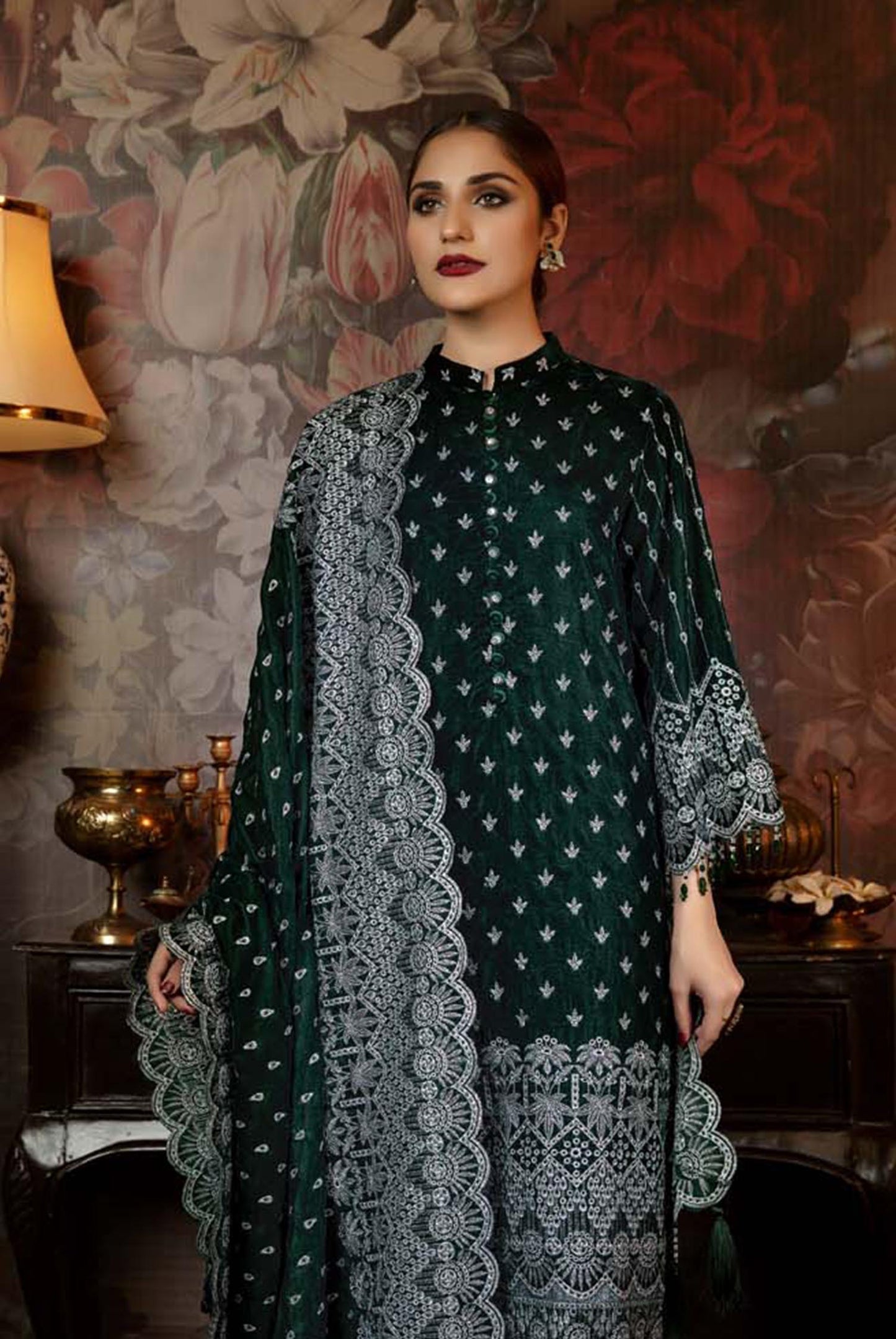 Glow Dots - Embroidered Velvet 3 Piece unstitch