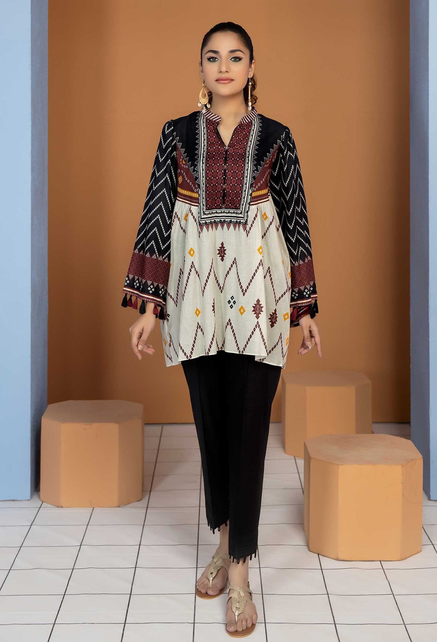 Cubic White - Unstitch Lawn Kurti